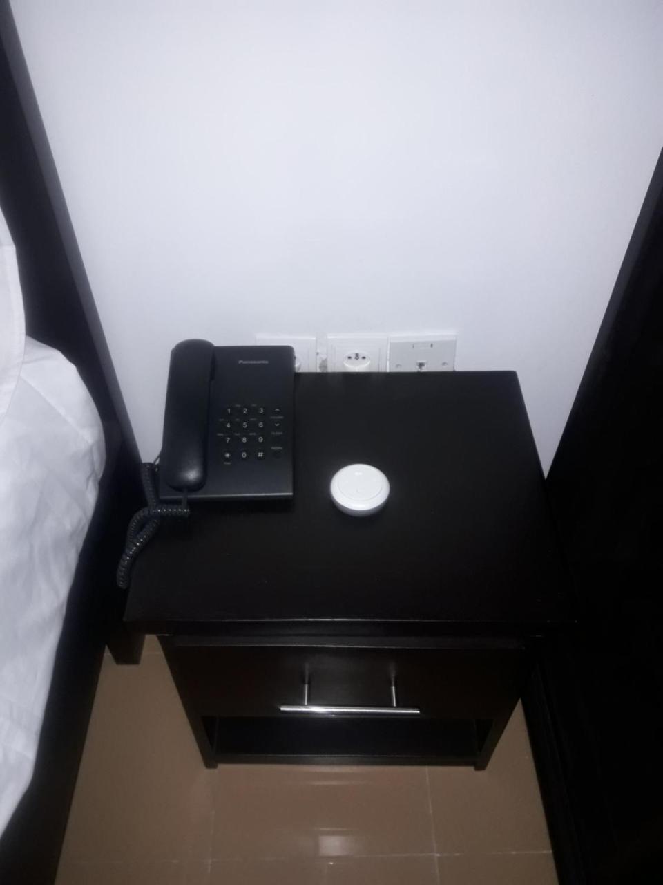 Hotel La Couronne Rw Yaounde Bagian luar foto